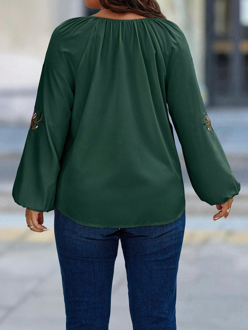 Camisa Feminina manga bordada Lourdes Plus Size