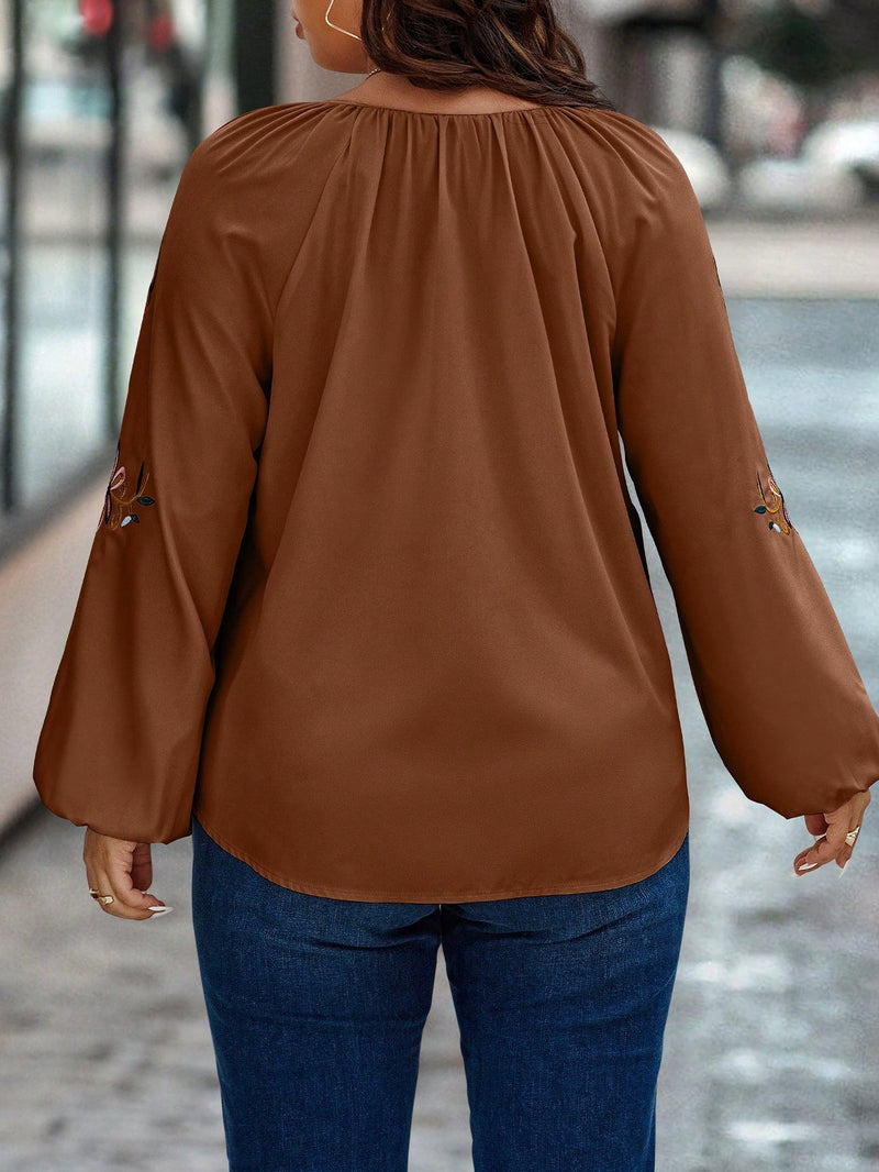 Camisa Feminina manga bordada Lourdes Plus Size