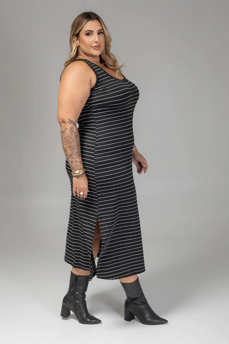 Vestido Listrado Plus Size