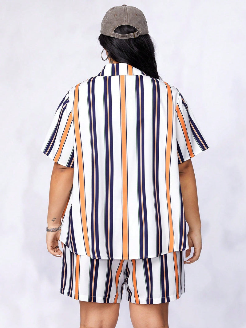 Conjunto com Gola Redonda Listrado Sthé