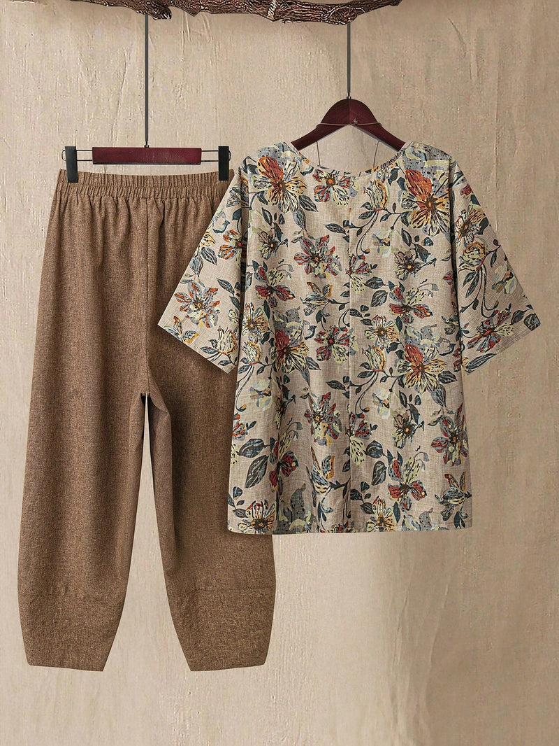 Conjunto Camisa com Estampa Floral e Calça Cropped Ivone