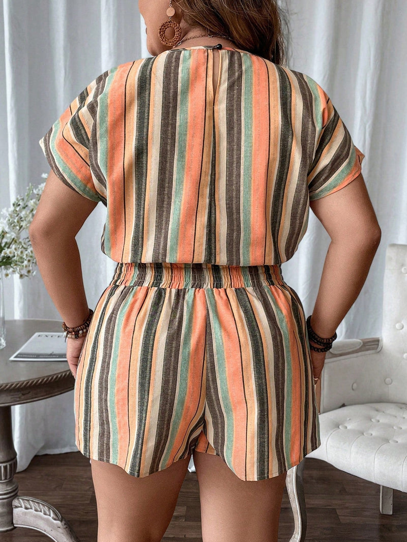 Conjunto Top de Manga Curta e Shorts com Estampa Colorida Luana