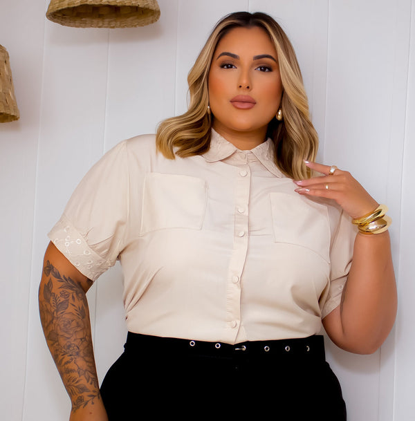 Camisa Feminina Plus Size Manu Ellas Com Laise Renda