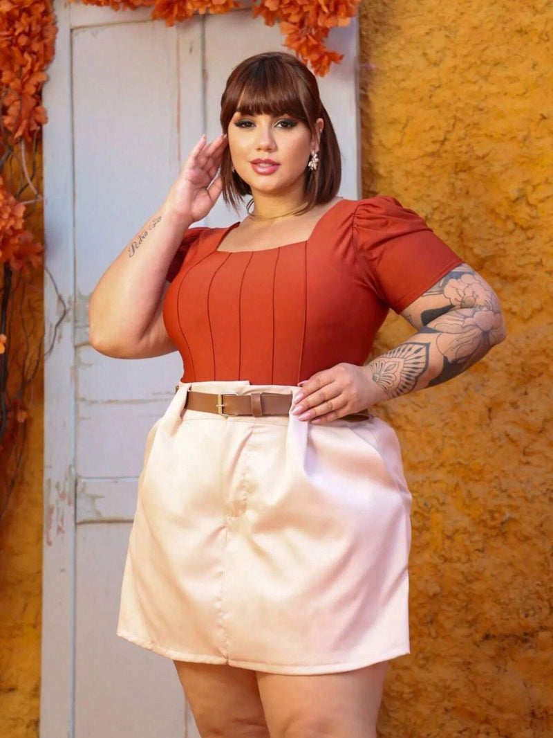 Conjunto Blusinha Saia Short com cinto